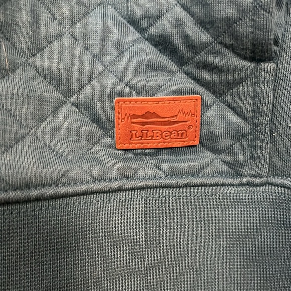 L.L. Bean - women’s quilted full zip - turquoise - 2XL - Picture 2 of 7